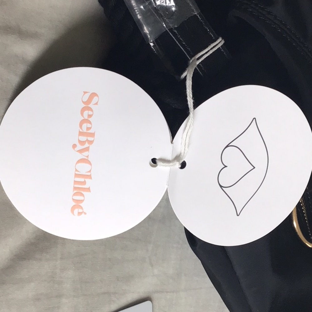 Handbag - Picture 5 of 8